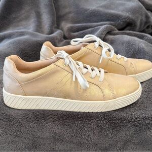 SOUL Naturalizer Metallic Gold Sneakers